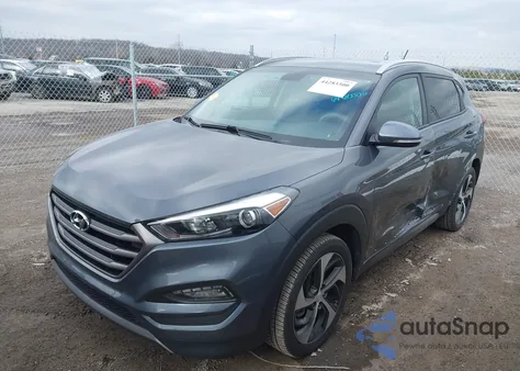 2016 Hyundai Tucson Sport z USA, uszkodzony, nr VIN KM8J33A26GU211893